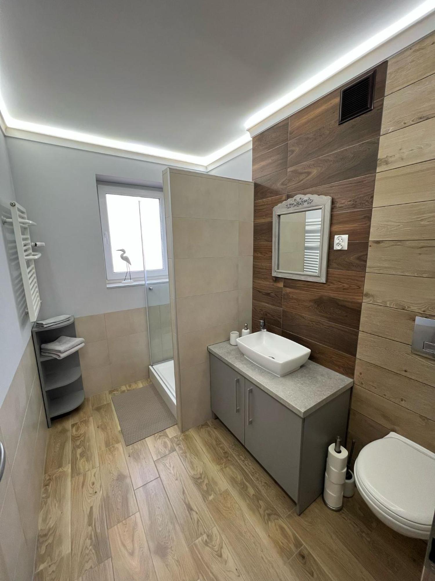 Podlaski Bon Turystyczny Emka Noclegi Apartamenty Augustow Exterior photo